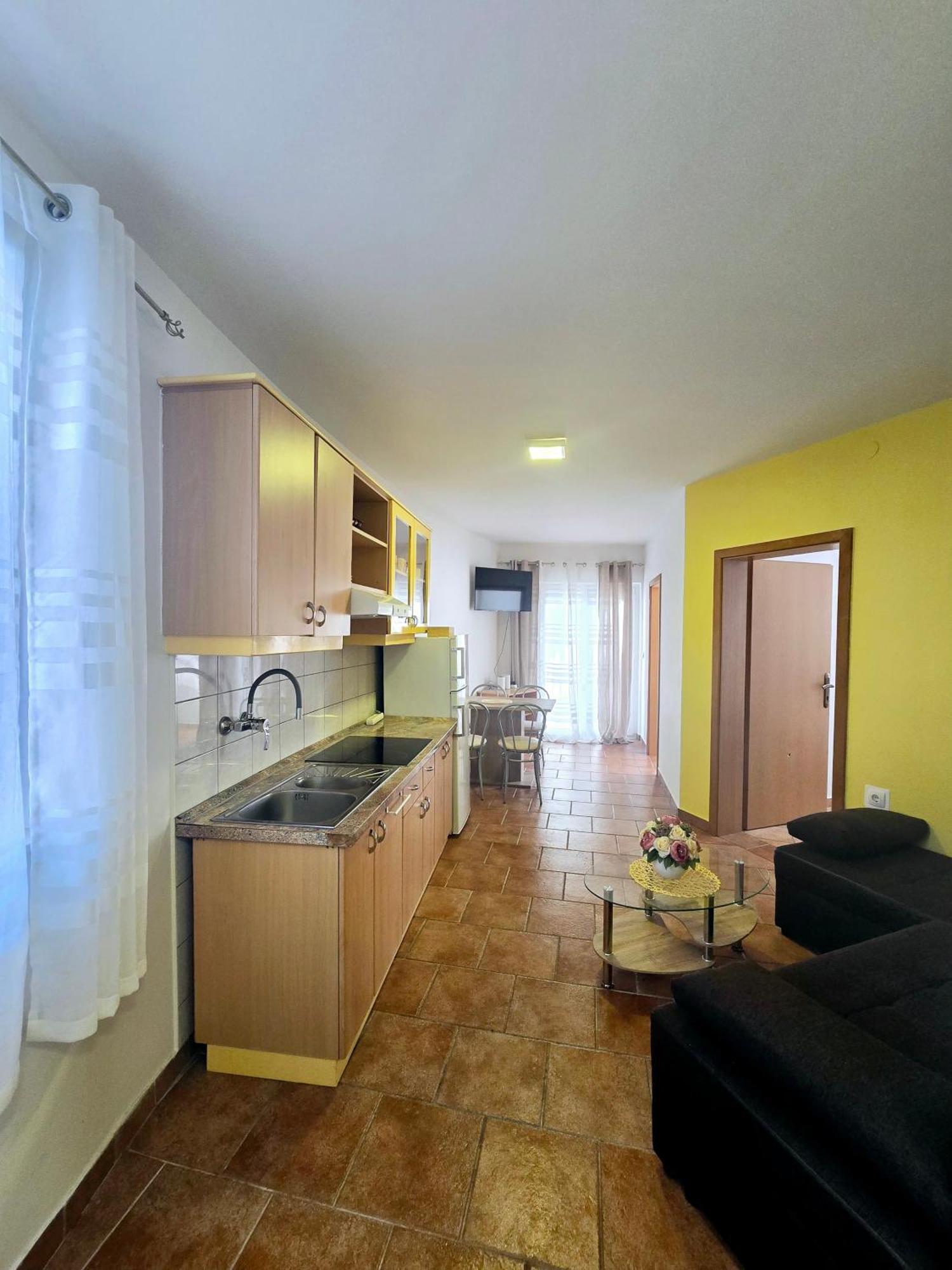 Apartment Vugica Šilo