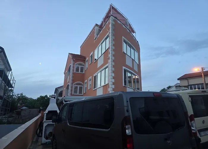 Apartments Vugica Silo