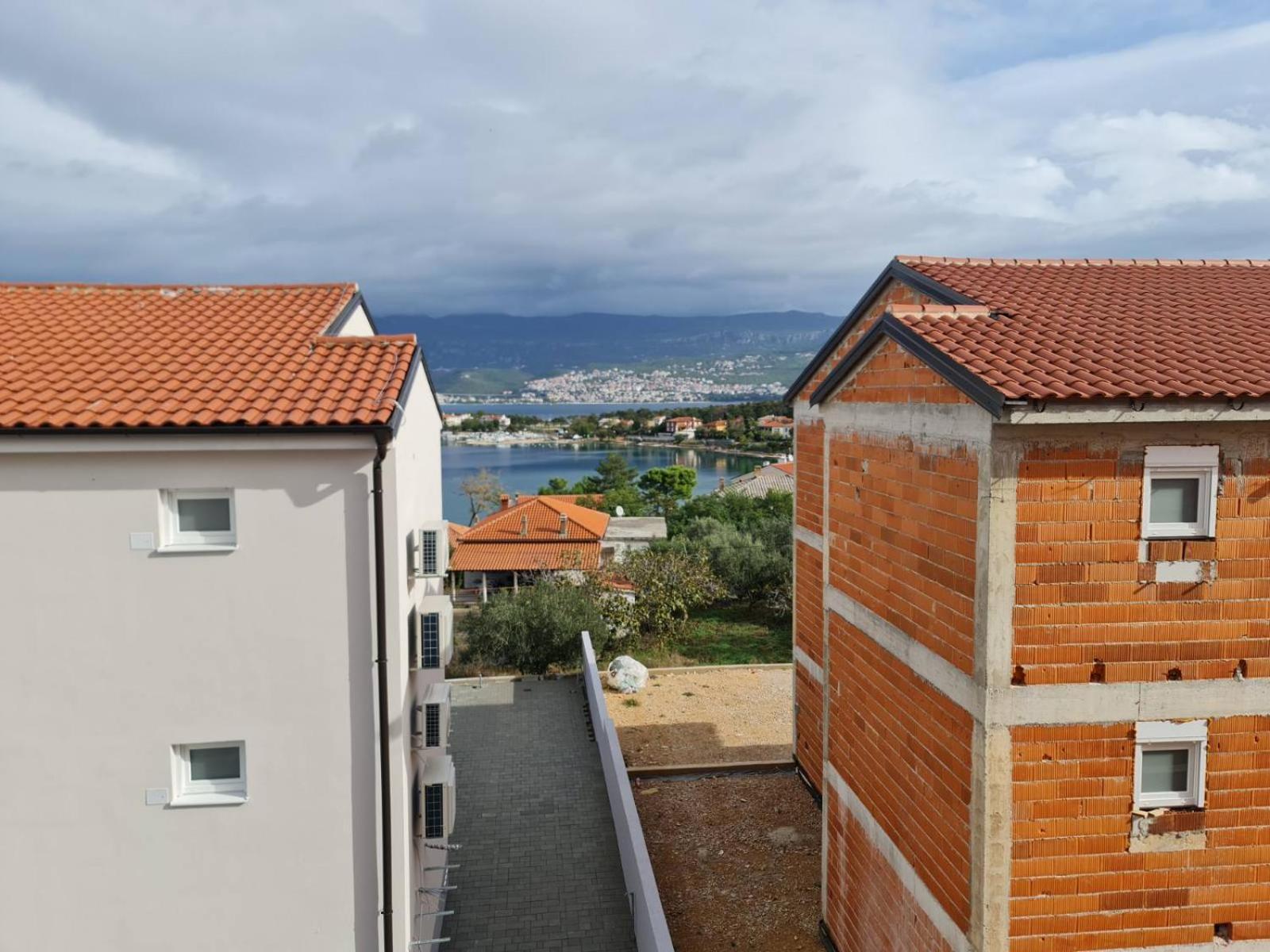 Apartment Vugica *