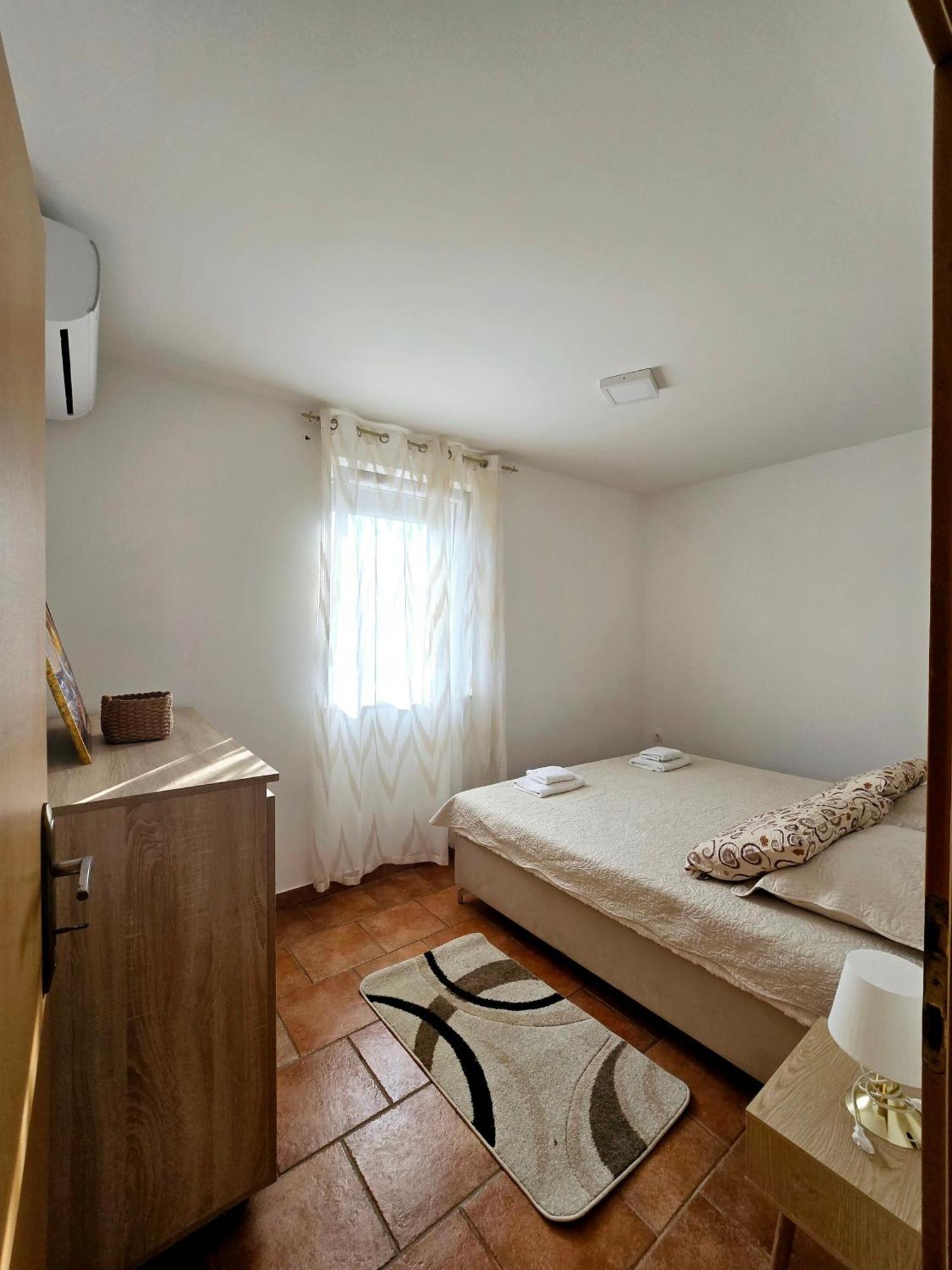 Vugica Apartman *