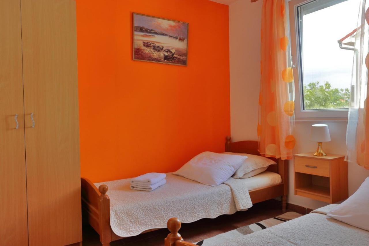 Vugica Apartment *