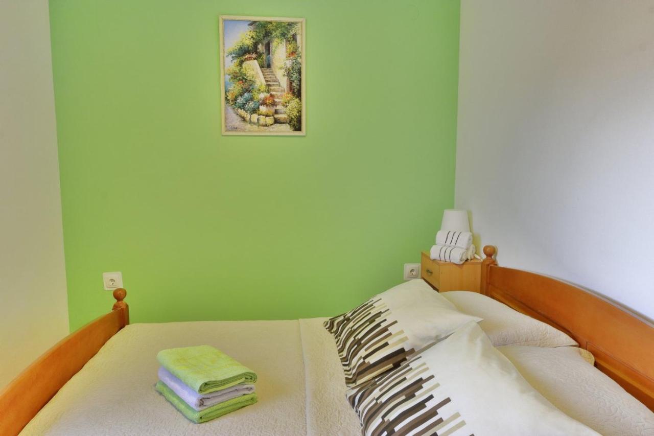 Vugica Apartment *